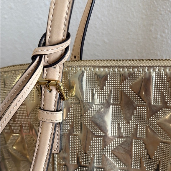 Michael Kors Gold Jet Set Metallic Mirrored Tote Bag - Picture 9 of 15